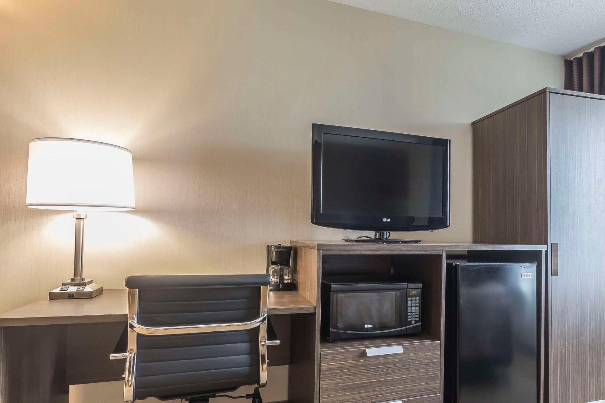 Comfort Inn Lévis Dış mekan fotoğraf